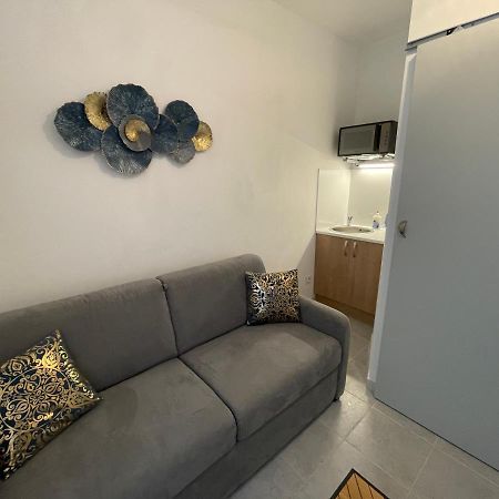 Mini-studio de 10m² en centre-ville de Béziers Esterno foto